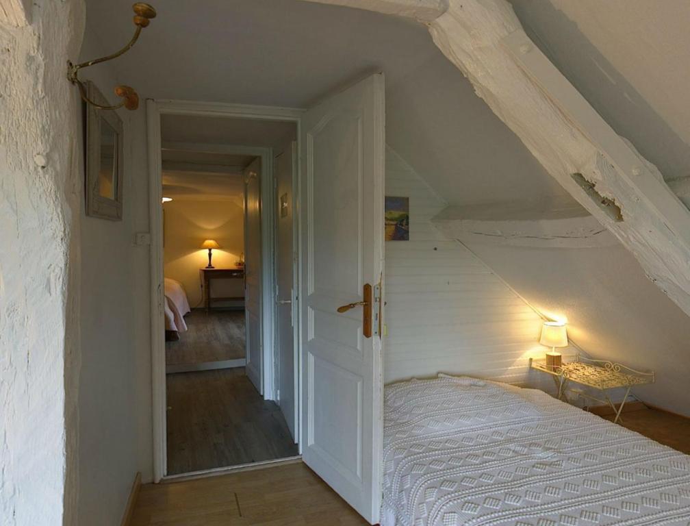 Les Rouges Gorges Bed & Breakfast Giverny Exterior photo