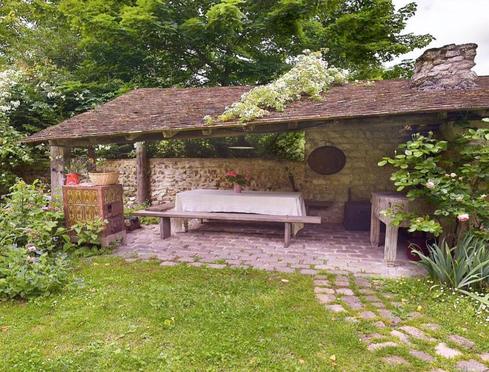 Les Rouges Gorges Bed & Breakfast Giverny Exterior photo