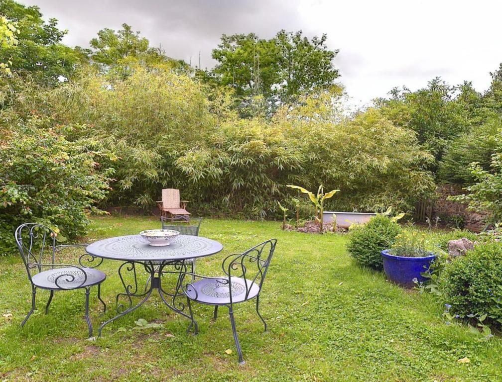 Les Rouges Gorges Bed & Breakfast Giverny Exterior photo